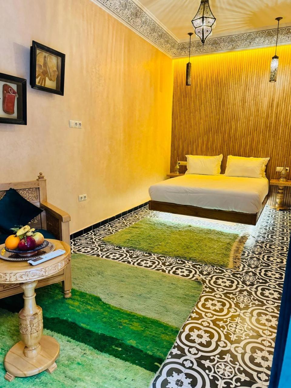 Click Riad & Spa Hotel Marrakesh Exterior photo
